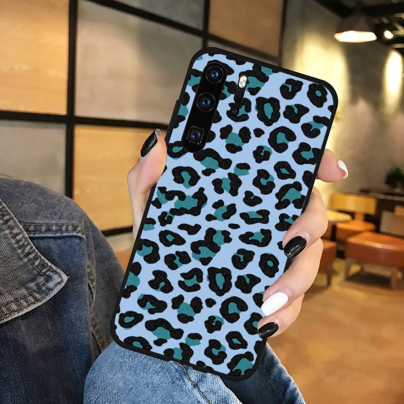 Bright Leopard Print Phone Case For Huawei - Case Monkey